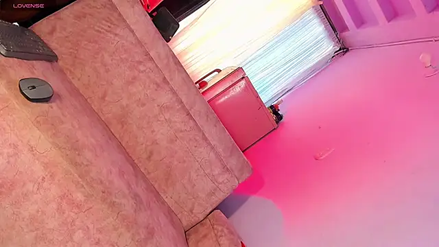 amazing kimberly online show from 04/22/26, 08:04