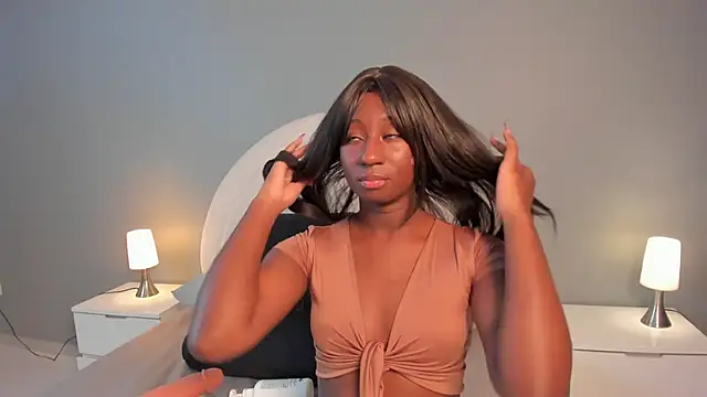 zoepinkett online show from 04/22/26, 03:57