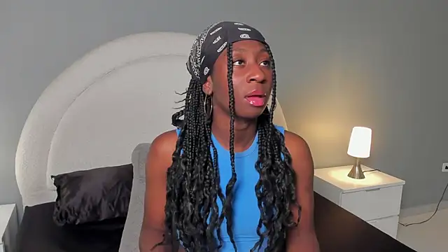 zoepinkett online show from 03/30/26, 01:18