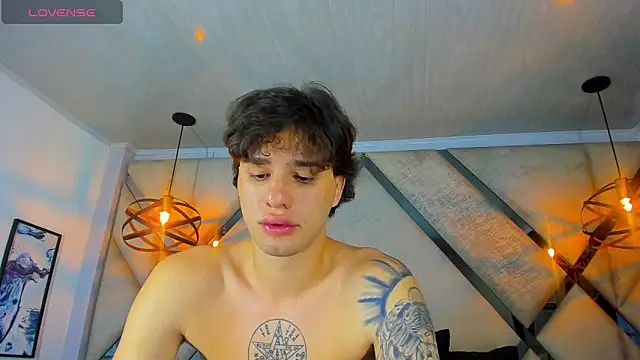 EXCLUSIVE8 online show from 03/09/26, 02:59