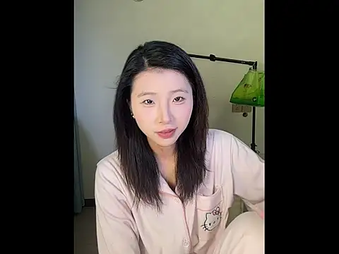 Y--F--LOVE online show from 03/25/26, 04:17