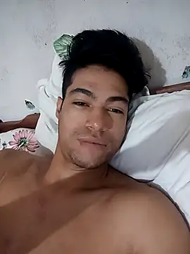 lucastorquato1709 online show from 03/01/26, 08:25