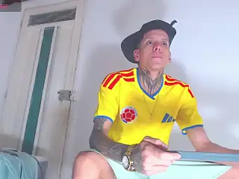 gabriel reyes21 online show from 06/22/26, 02:50