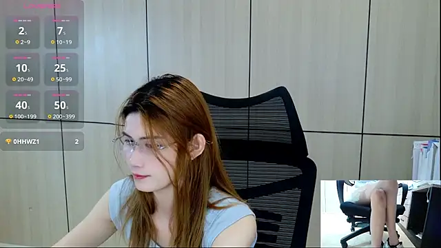 Snapshot of zhen-68 chatting on 05/04/26, 03:43 zhen-68 online show from 05/04/26, 03:43