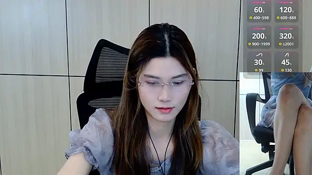 Snapshot of zhen-68 chatting on 07/13/26, 01:38 zhen-68 online show from 07/13/26, 01:38