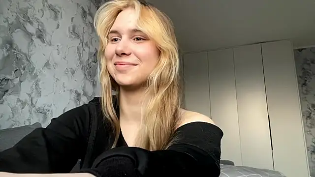 ShariLappas online show from 03/11/26, 03:06