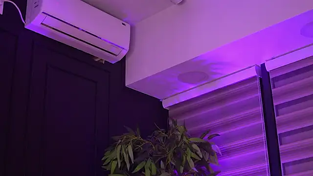 AlessiaNoire online show from 03/18/26, 05:58