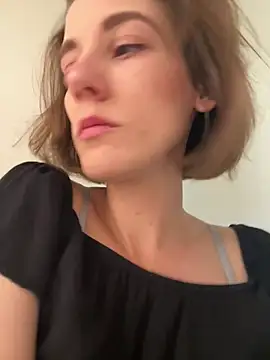 Kamorana online show from 04/17/26, 10:07