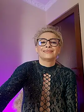 Snapshot of LunaBlaise chatting on 05/16/26, 06:56 LunaBlaise online show from 05/16/26, 06:56