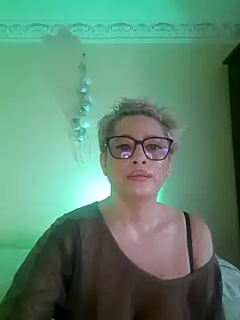 LunaBlaise online show from 03/23/26, 08:36