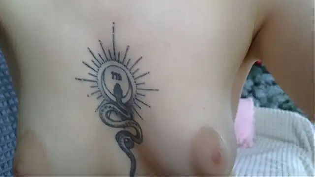 Cute Auggie8 online show from 04/08/26, 10:28