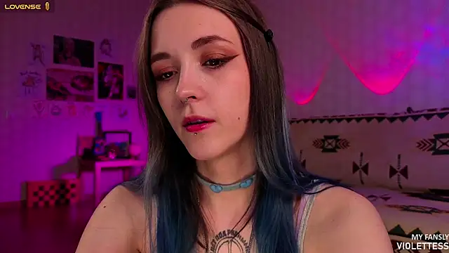 Snapshot of violettess chatting on 05/05/26, 04:54 violettess online show from 05/05/26, 04:54