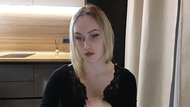 Bella Villen online show from 04/04/26, 05:08