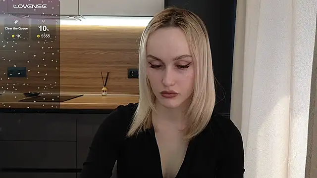 Bella Villen online show from 06/19/26, 05:46