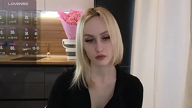 Bella Villen online show from 05/31/26, 10:10