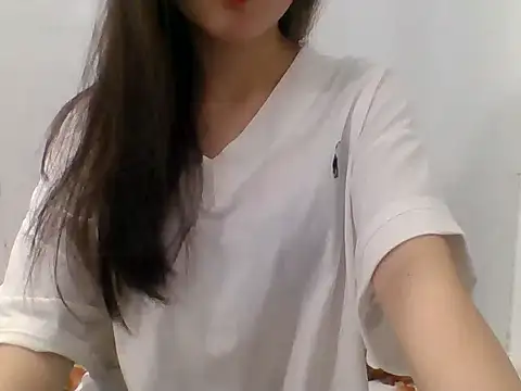Snapshot of kiraa-007 chatting on 05/11/26, 02:45 kiraa-007 online show from 05/11/26, 02:45