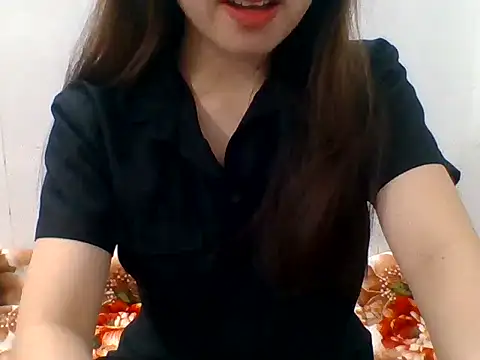 Snapshot of kiraa-007 chatting on 05/19/26, 03:30 kiraa-007 online show from 05/19/26, 03:30