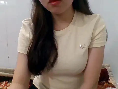 Snapshot of kiraa-007 chatting on 05/21/26, 01:19 kiraa-007 online show from 05/21/26, 01:19