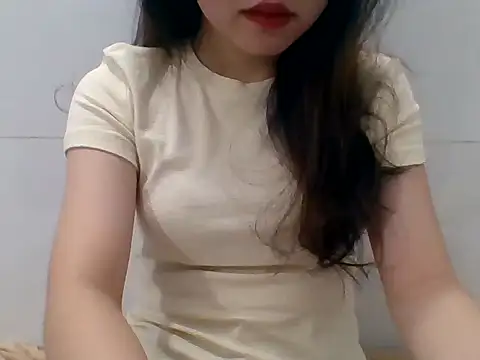 Snapshot of kiraa-007 chatting on 06/07/26, 09:31 kiraa-007 online show from 06/07/26, 09:31