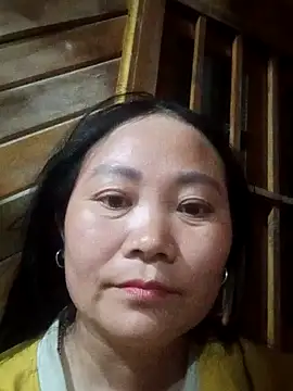 Snapshot of Lindxx-hot chatting on 02/28/26, 12:05 Lindxx-hot online show from 02/28/26, 12:05