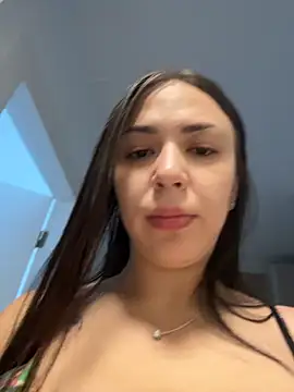 Snapshot of Bunny_Lush chatting on 06/15/26, 04:01 Bunny Lush online show from 06/15/26, 04:01