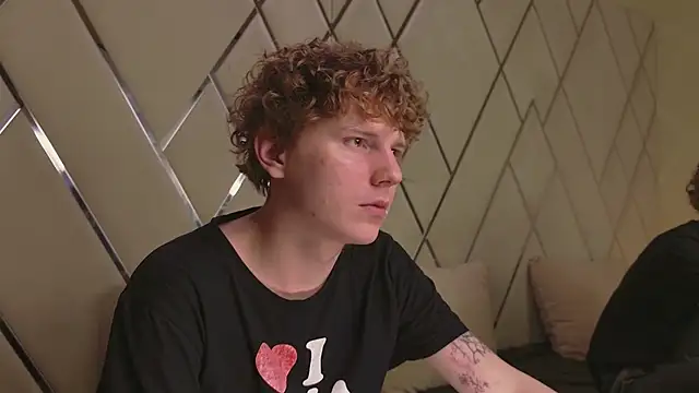 Snapshot of Mickey_Hawk chatting on 02/27/26, 05:07 Mickey Hawk online show from 02/27/26, 05:07