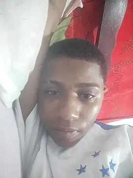 Snapshot of rakeliii chatting on 02/28/26, 04:01 rakeliii online show from 02/28/26, 04:01