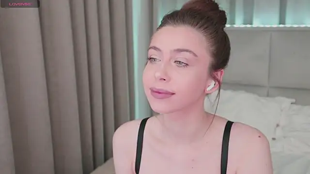 Nikalettaa online show from 04/24/26, 10:12