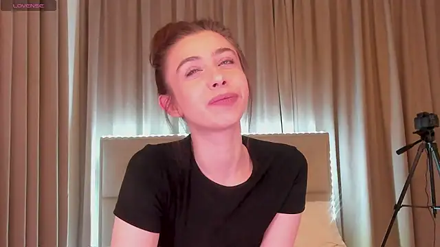 Nikalettaa online show from 04/22/26, 09:54