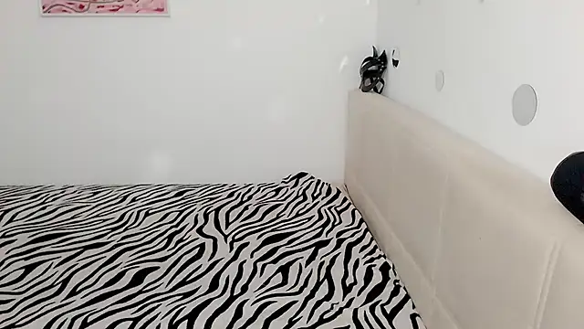 NickyHotXO online show from 07/04/26, 04:19