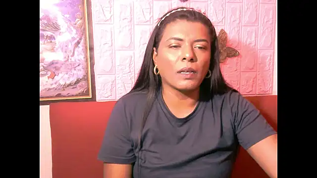 Indiannaughtygoddess online show from 06/18/26, 08:46