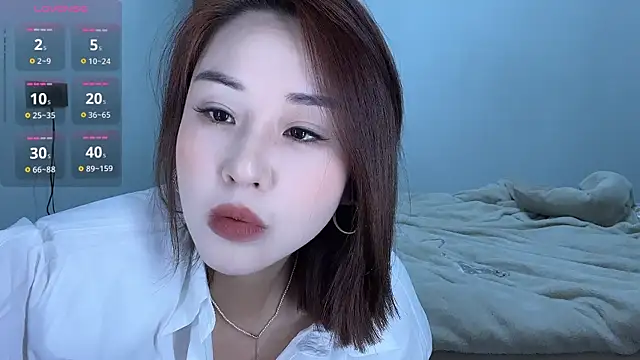 xiaolu-686 online show from 03/21/26, 02:43