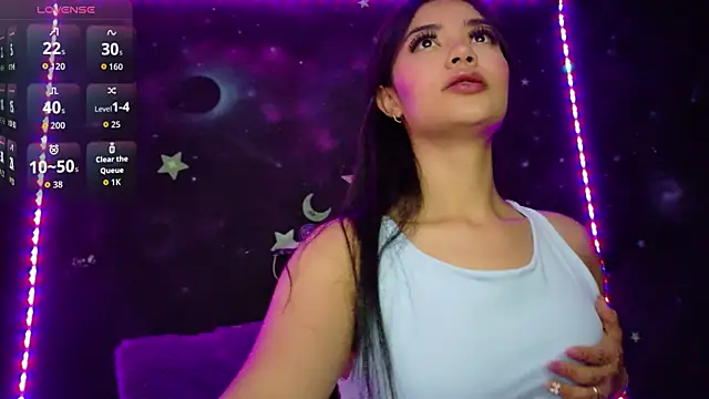 ValentinaRojass  online show from 04/15/26, 02:54