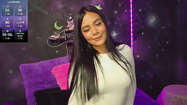 ValentinaRojass  online show from 05/15/26, 05:55