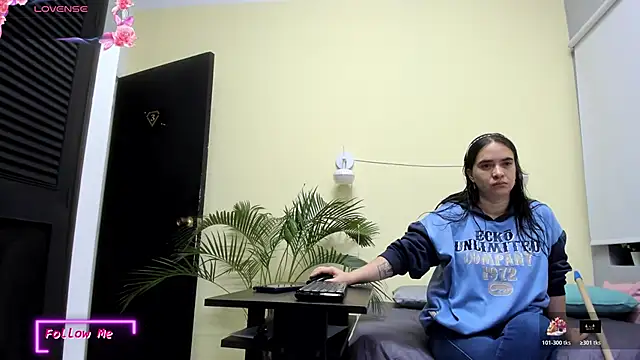  VALERIAGOMEZ online show from 03/31/26, 09:44