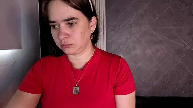 Snapshot of _VALERIAGOMEZ chatting on 06/02/26, 12:49 VALERIAGOMEZ online show from 06/02/26, 12:49