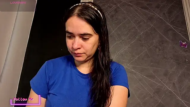  VALERIAGOMEZ online show from 04/25/26, 12:30