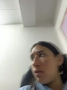 Snapshot of LilyRossi_ chatting on 06/27/26, 12:11 LilyRossi online show from 06/27/26, 12:11