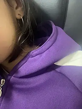 Snapshot of LilyRossi_ chatting on 06/30/26, 12:27 LilyRossi online show from 06/30/26, 12:27