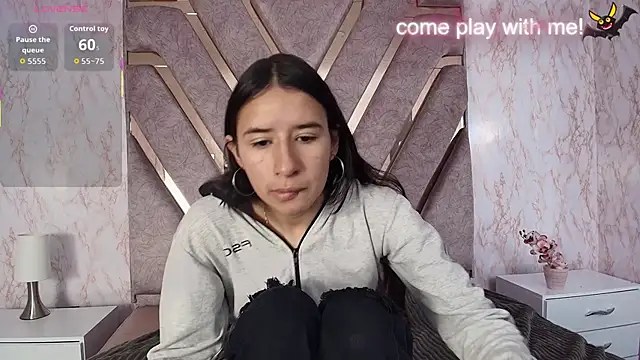 LilyRossi  online show from 04/16/26, 12:28