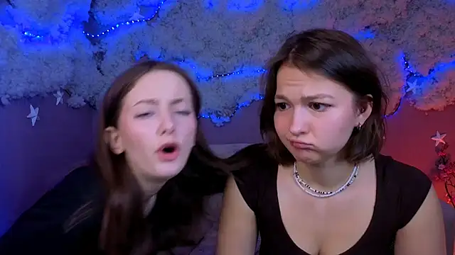 chloe ley online show from 06/08/26, 07:14