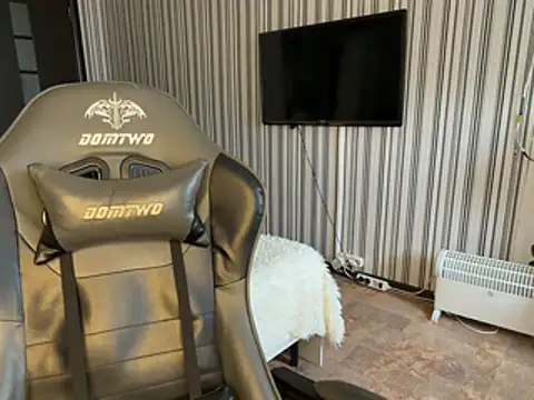 Emily Rass  online show from 03/31/26, 09:00