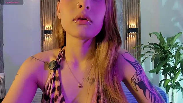 Melodylanee online show from 05/06/26, 11:03