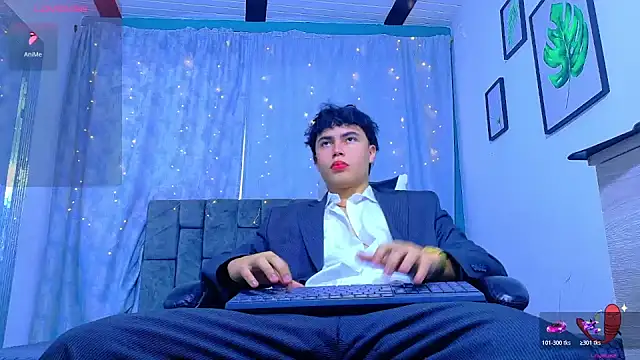 Snapshot of Dantekent chatting on 06/19/26, 01:17 Dantekent online show from 06/19/26, 01:17