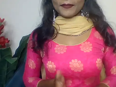 Snapshot of Indian_Sara chatting on 02/27/26, 05:57 Indian Sara online show from 02/27/26, 05:57