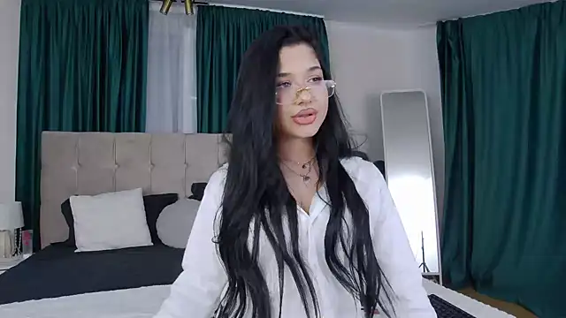 MissNaomiBelle online show from 06/12/26, 06:38