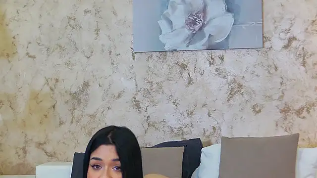 MissNaomiBelle online show from 04/30/26, 08:57