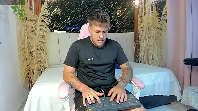 keane lee  online show from 03/21/26, 12:09