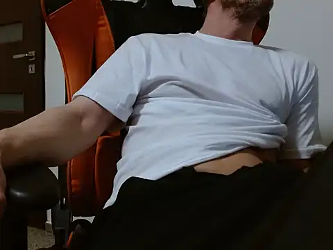 Snapshot of Sokarek chatting on 03/29/26, 07:04 Sokarek online show from 03/29/26, 07:04