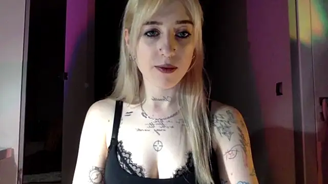 EmmyWet online show from 04/28/26, 05:28